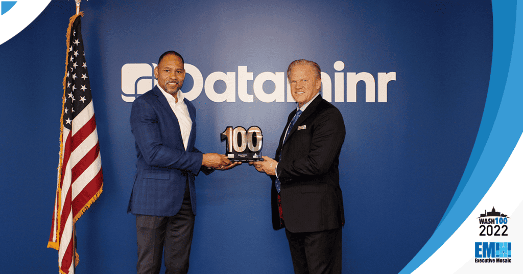 Dataminr Government President Dana Barnes Presented 2022 Wash100 Award By Executive Mosaic CEO Jim Garrettson