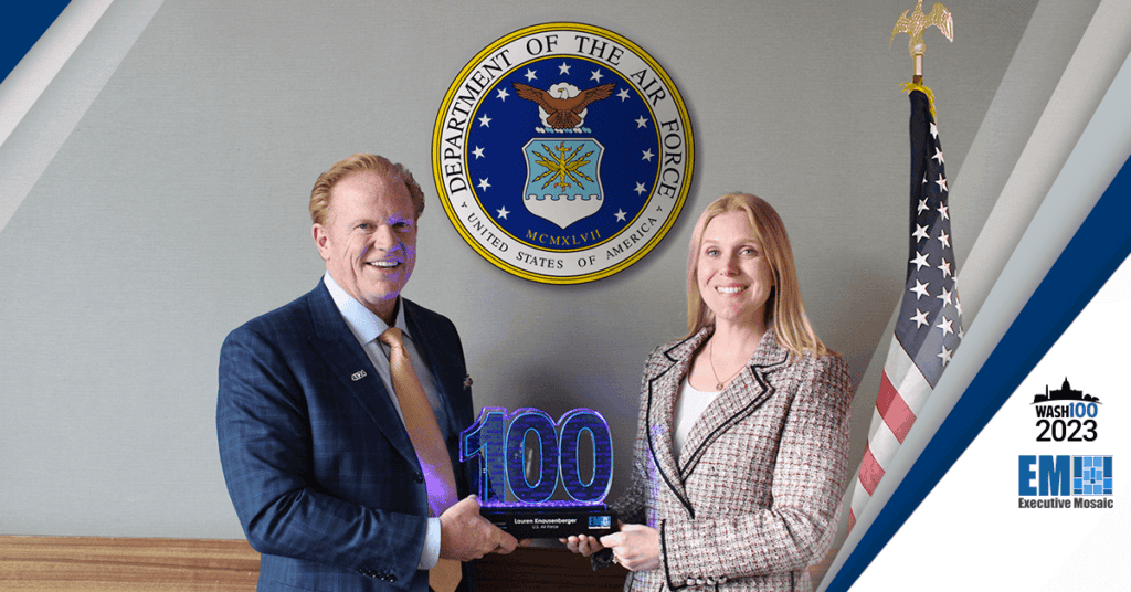 DAF CIO Lauren Knausenberger Accepts 3rd Wash100 Award From Jim Garrettson